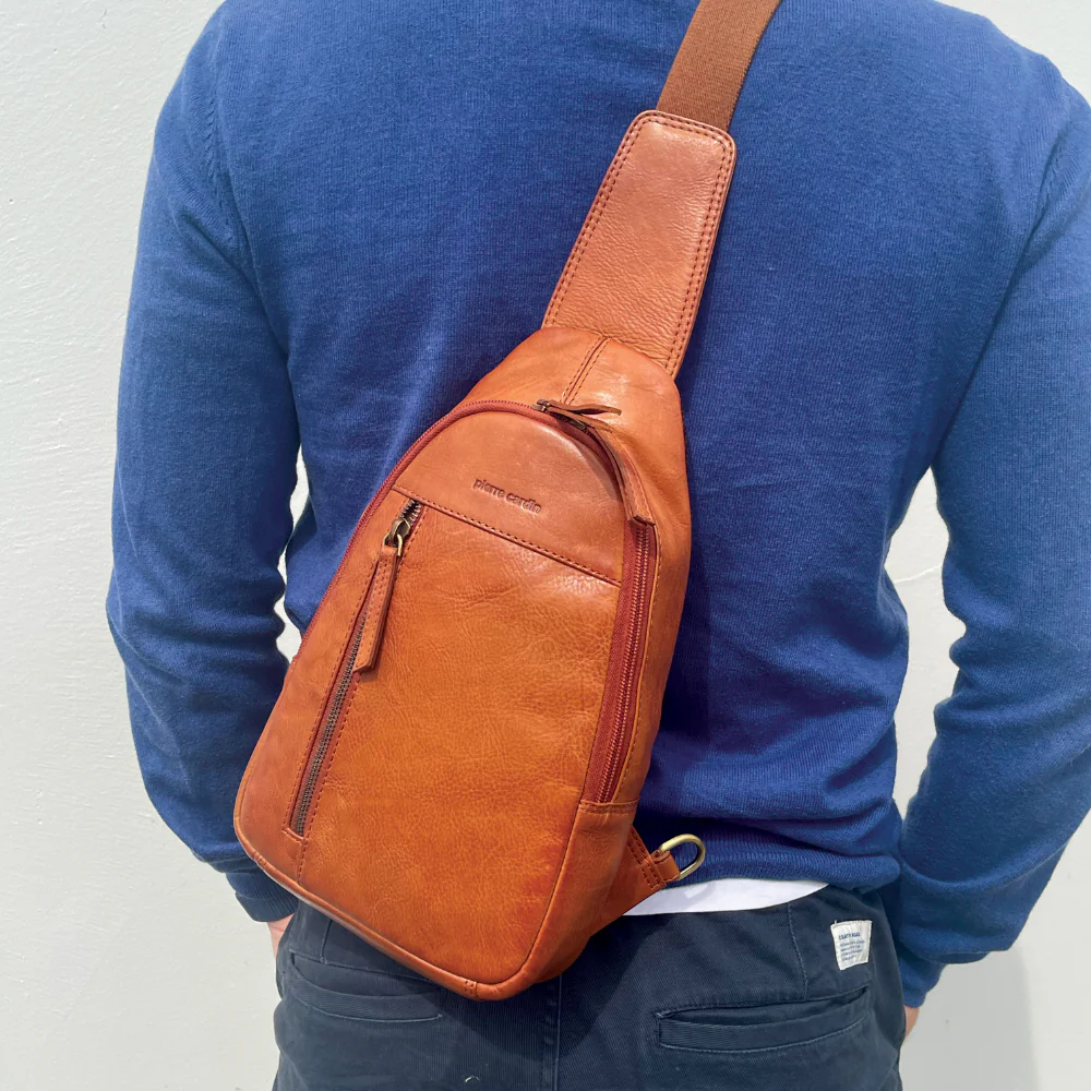 Pierre Cardin Men's Leather Sling Bag - Image 2