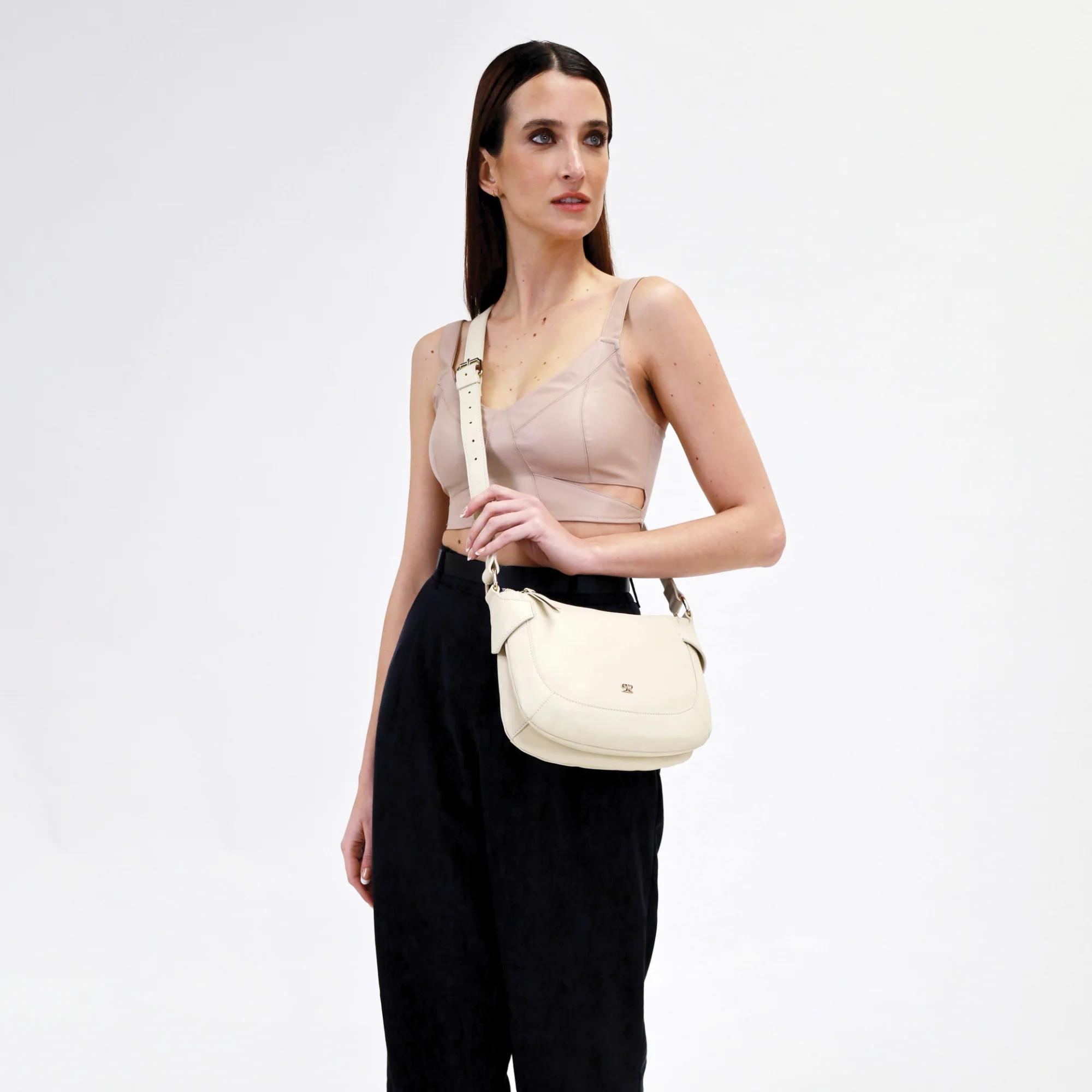 Pierre Cardin Ladies Leather Sleek Crossbody Bag - Image 6