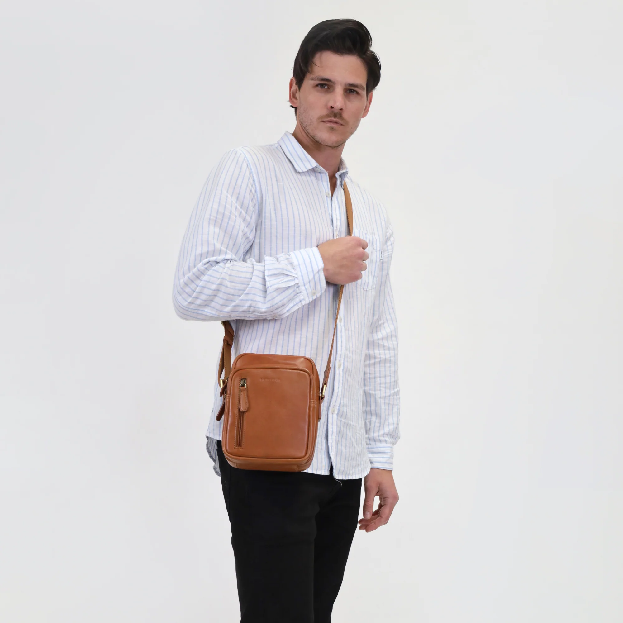 Pierre Cardin Men's Leather Twin Zip Crossbody Bag - Image 6