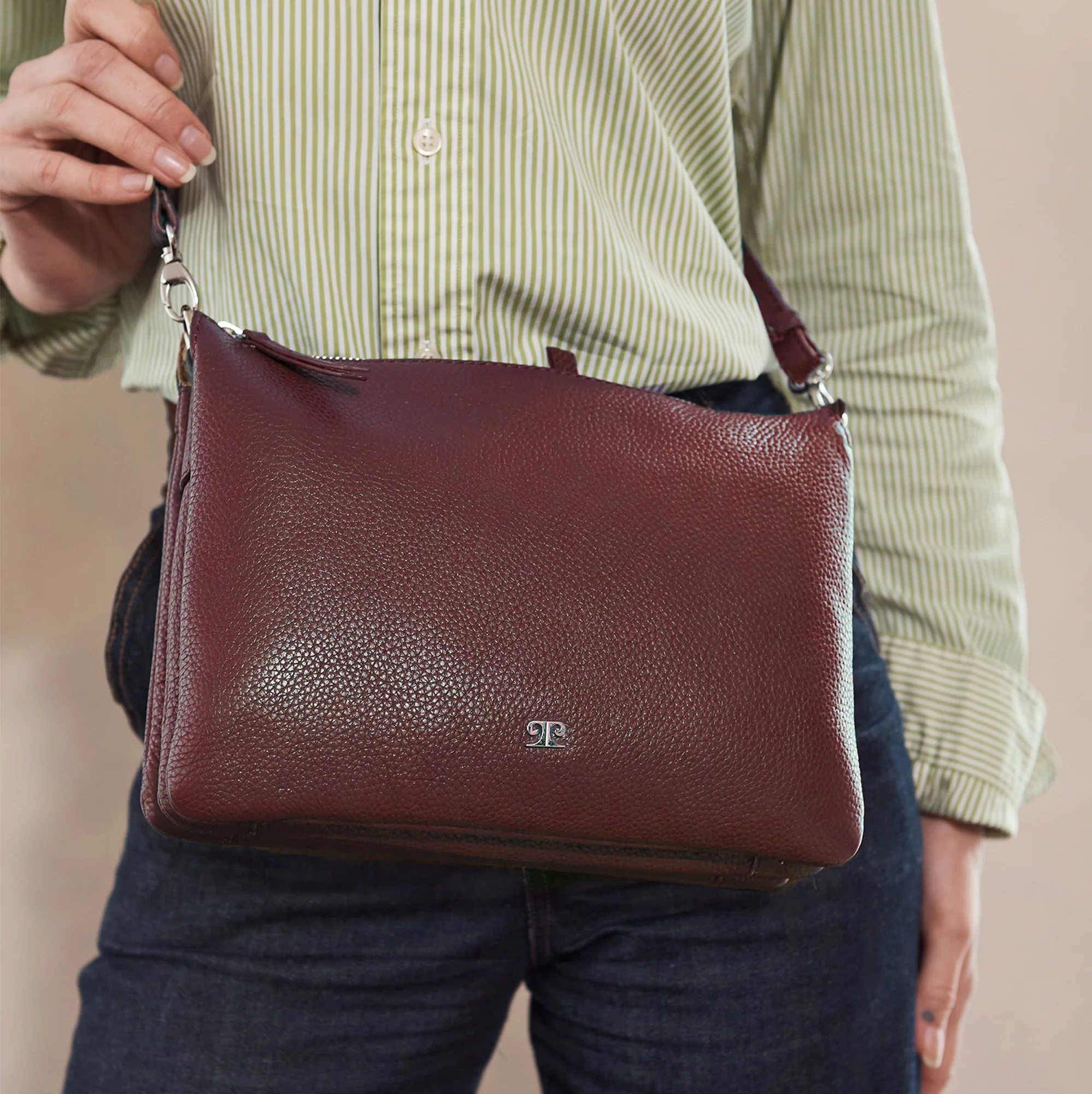 Pierre Cardin Ladies Leather Crossbody Bag - Image 6