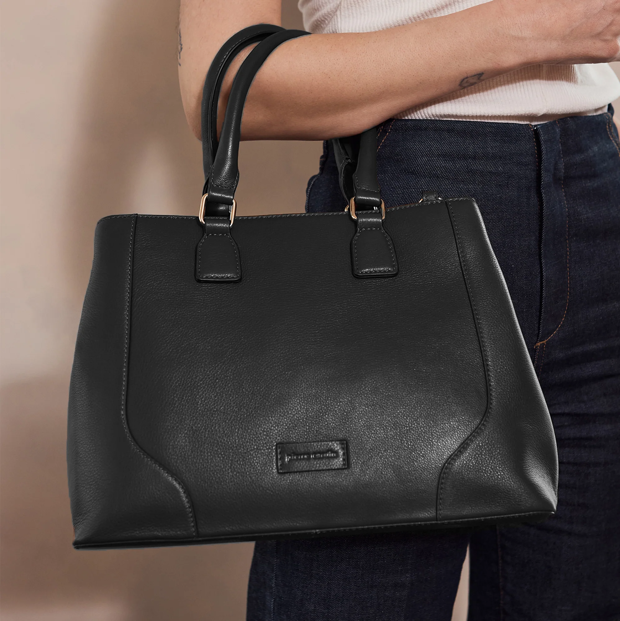 Pierre Cardin Ladies Leather Tote with Detachable Strap - Image 7