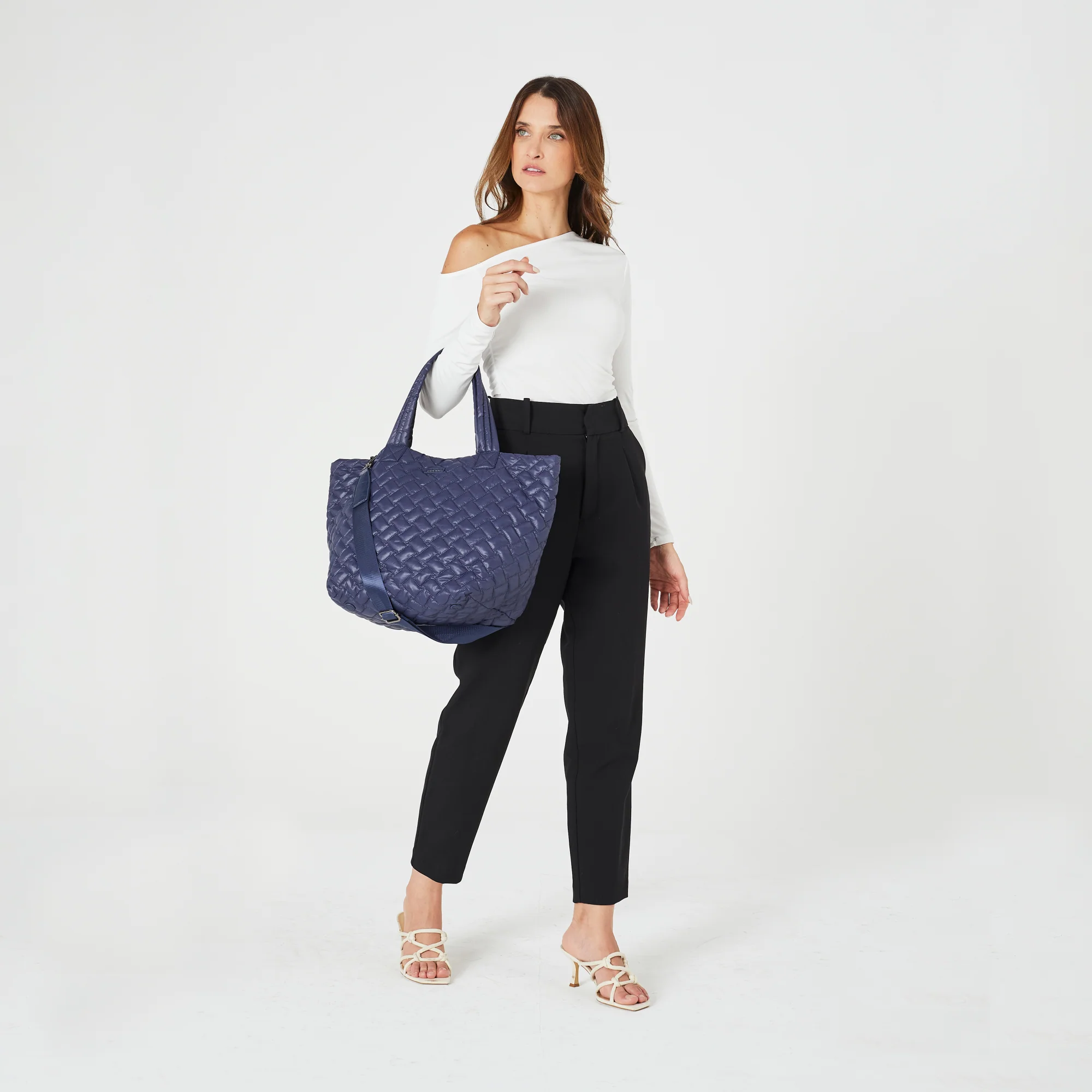 Pierre Cardin Ladies Nylon Quilted Tote Bag - Image 2