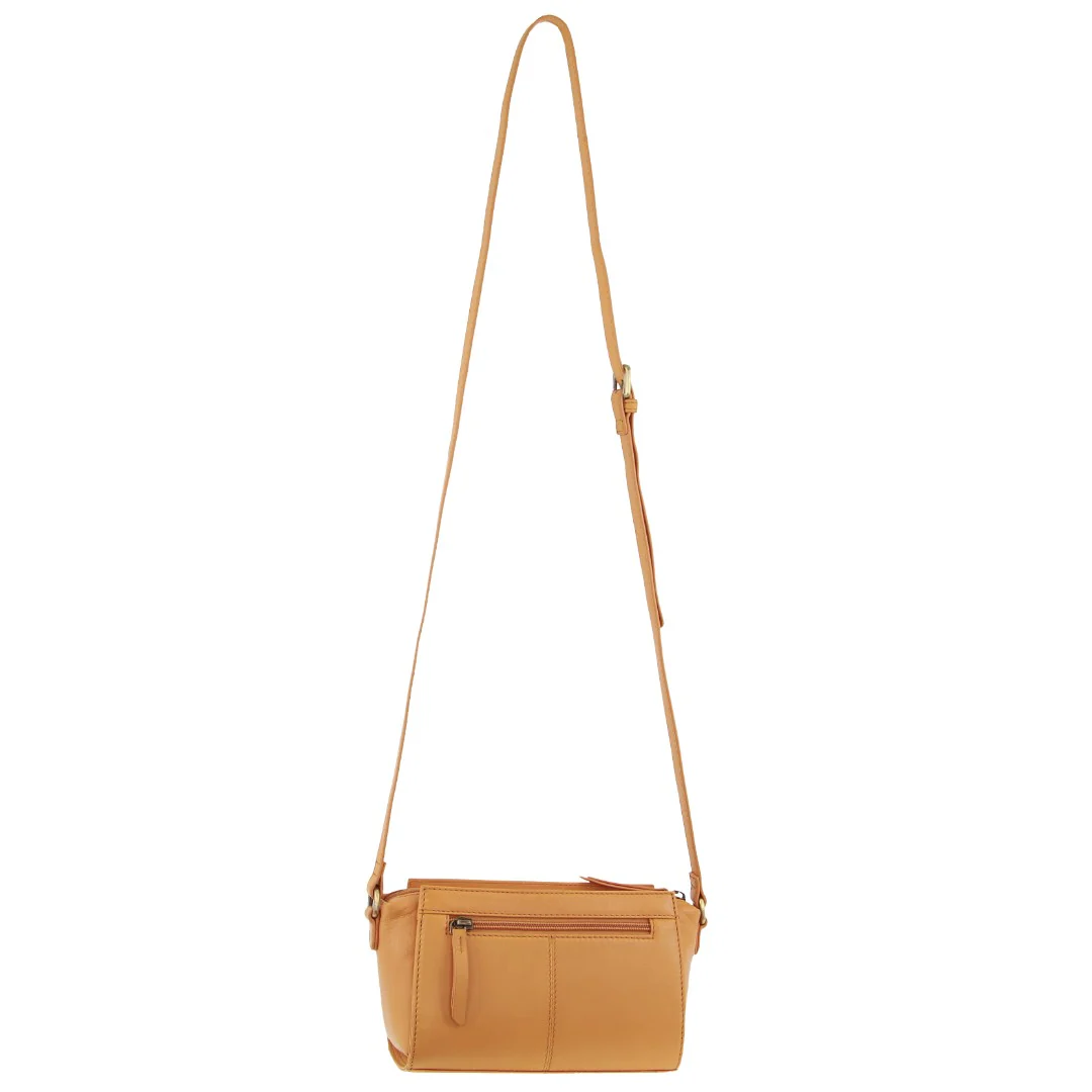 Pierre Cardin Leather Pleated Design Crossbody Bag - Image 4
