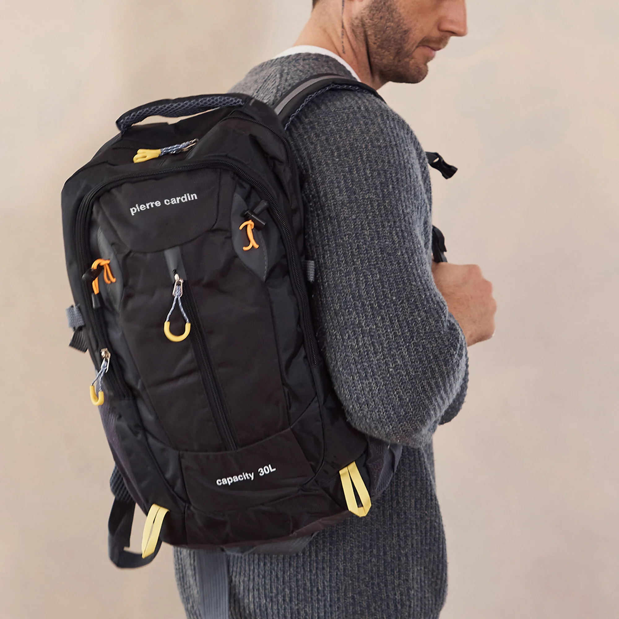 Pierre Cardin Mens 30L Nylon Adventure Backpack - Image 6