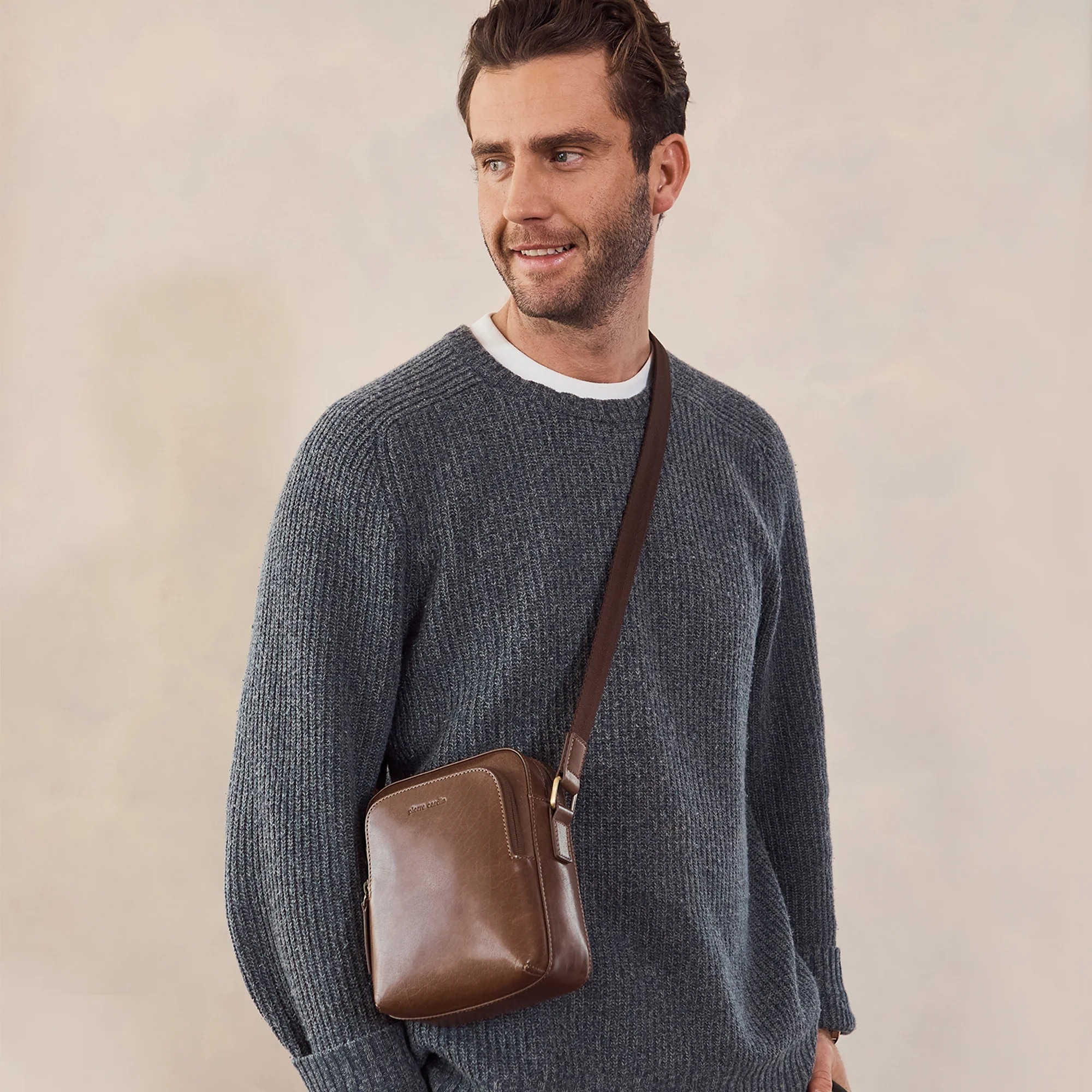 Pierre Cardin Men's Leather Classic Crossbody Bag - Image 2