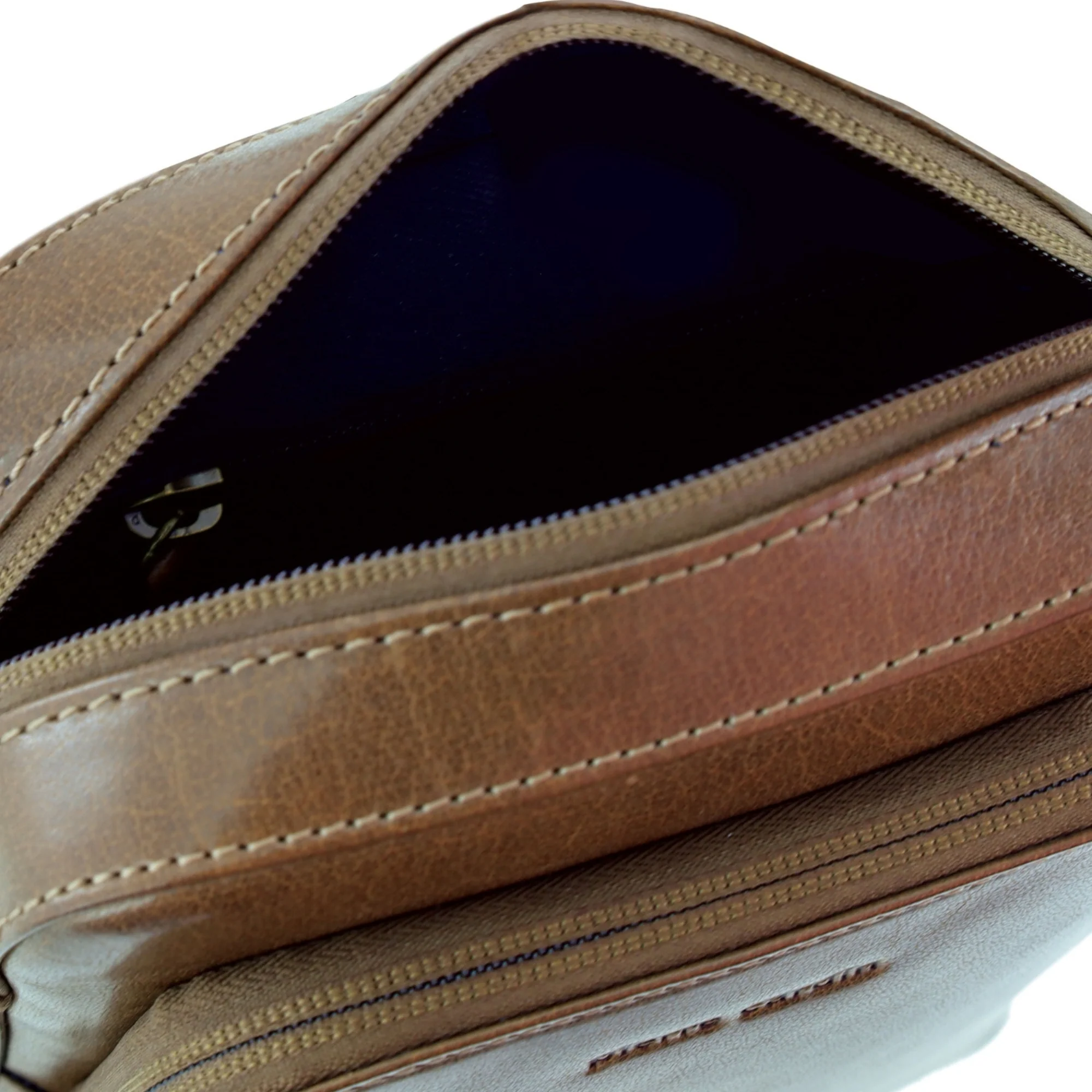 Pierre Cardin Men's Leather Classic Crossbody Bag - Image 6